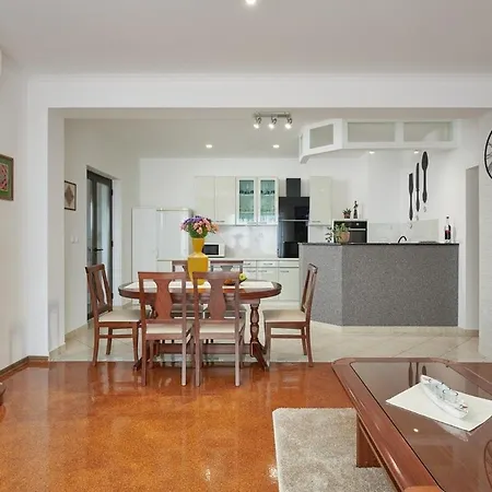 Family-friendly With Swimming Pool Uskoplje, Dubrovnik - 23452 *