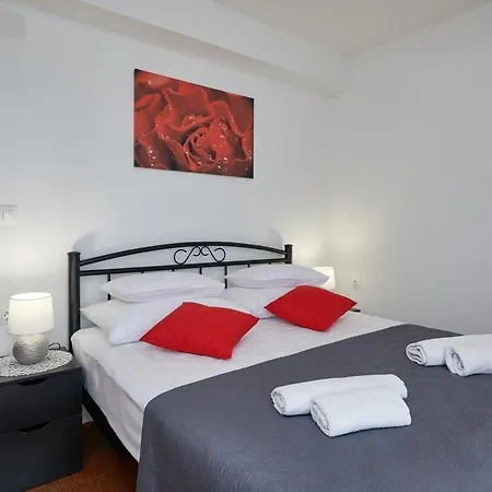 Family-friendly With Swimming Pool Uskoplje, Dubrovnik - 23452 * ツァヴタット